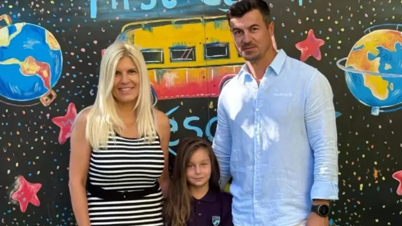 Imagini inedite: Elena Udrea și Adrian Alexandrov, nași de cununie. Fostul ministru a captat atenția tuturor