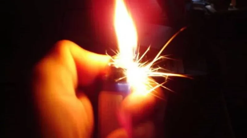 Incendiu mortal la Vâlcea: soție acuzată de omor