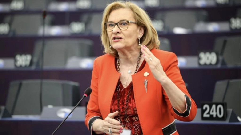 Maria Grapini avertizează asupra întârzierii numirii unui premier de către Nicușor Dan