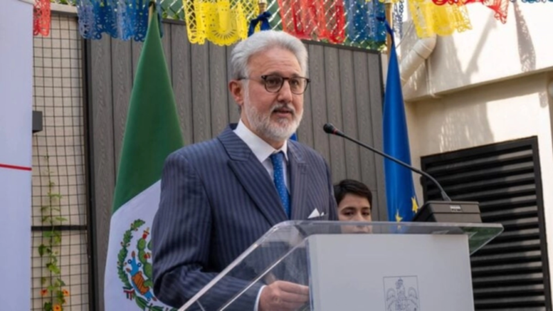 NATO trebuie să evolueze. Pentagonul reevaluează prezența trupelor SUA în Europa, iar România își exprimă poziția. Elbridge Colby acceptă invitația lui Marius Lazurca
