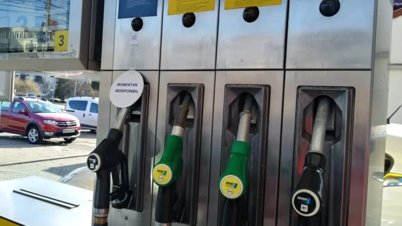 Nicușor Dan a semnat legea pentru reducerea accizei la motorină și extinderea TVA-ului redus la locuințe