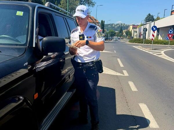 Operațiune a Poliției Brașov în zonele centrale: 22 de amenzi pentru menținerea ordinii publice