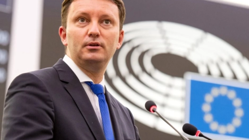 Siegfried Mureșan critică PSD pentru întârzierile în Legea salarizării: Patru ani și jumătate fără progrese, 770 de milioane de euro în pericol