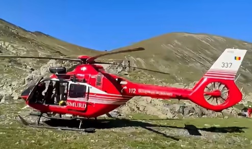 Turist de 55 de ani din Târgu Mureș, decedat în Masivul Făgăraș, recuperat de un elicopter SMURD