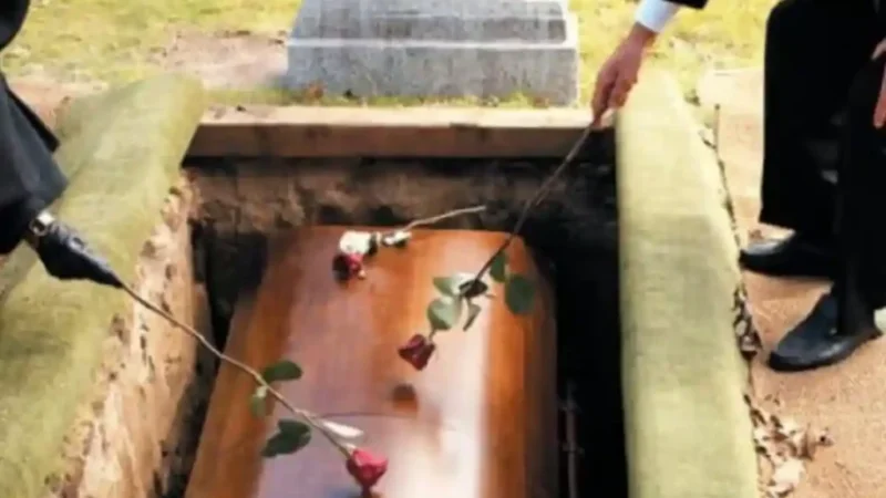 Va fi construită o capelă mortuară la Căpud? În prezent, priveghiul și ritualurile conexe au loc în casele particulare