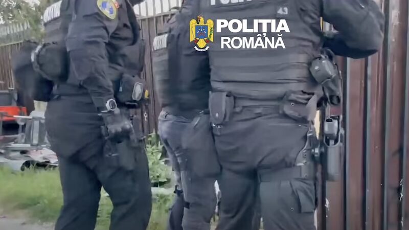 VIDEO / Tânăr de 20 de ani, reținut pentru proxenetism: Percheziții SIC Brașov în Prahova și Dolj