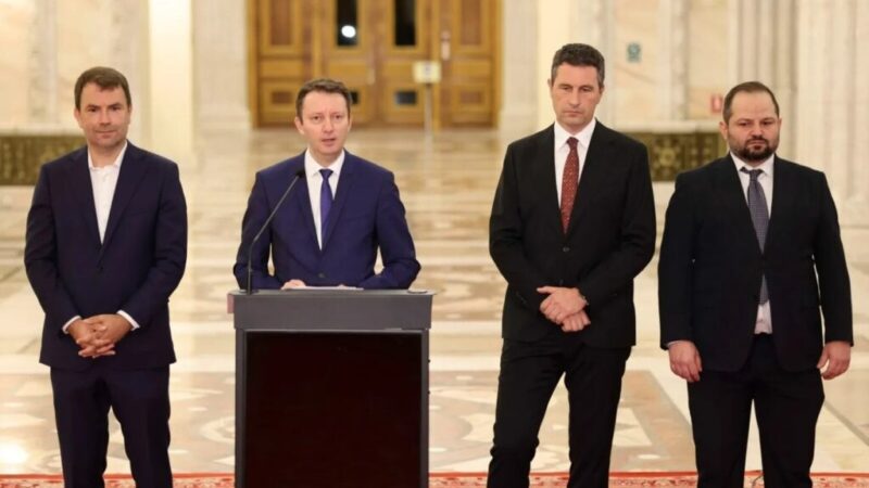 Critici la adresa programului de guvernare Mureșan