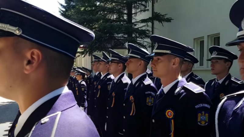 Cum să devii polițist, jandarm sau pompier: Peste 3.600 de locuri disponibile în școlile MAI