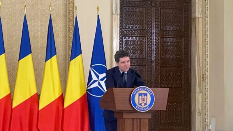 Nicușor Dan îl nominalizează pe Siegfried Mureșan pentru funcția de premier, acesta solicitând timp de reflecție după trei luni de propuneri