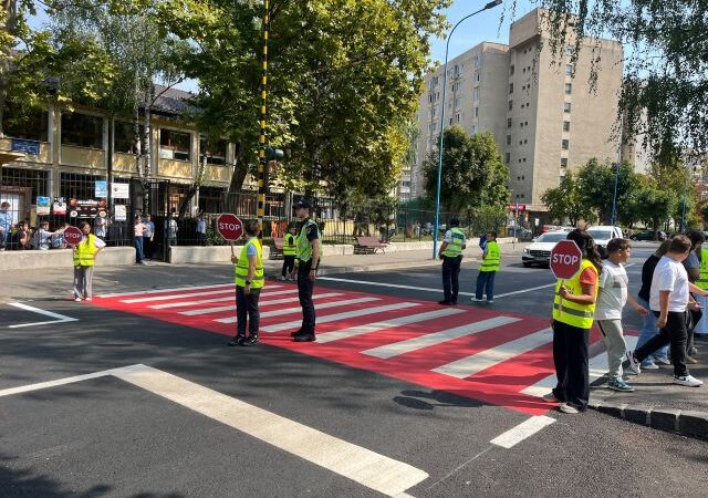 Peste 120 de sancțiuni aplicate într-o zi de polițiștii din Brașov. Pietoni, bicicliști și utilizatori de trotinete, în vizor