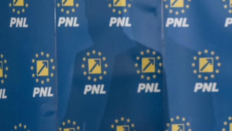 PNL și USR susțin Guvernul Mureșan
