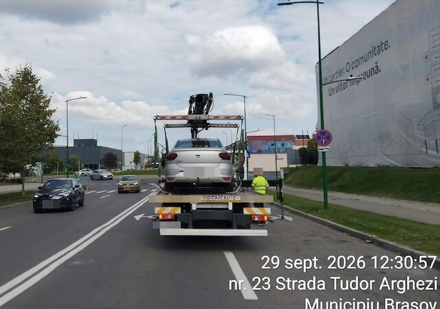 Poliția Brașov ridică mașini parcate ilegal