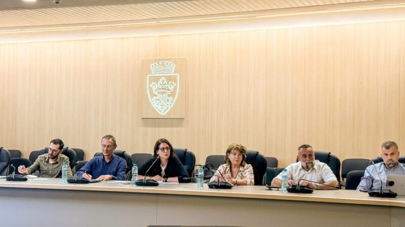 Primăria Brașov solicită propuneri de la Ordinul Arhitecților pentru reamenajarea zonei Piața Star și soluții de parcare în centrul orașului