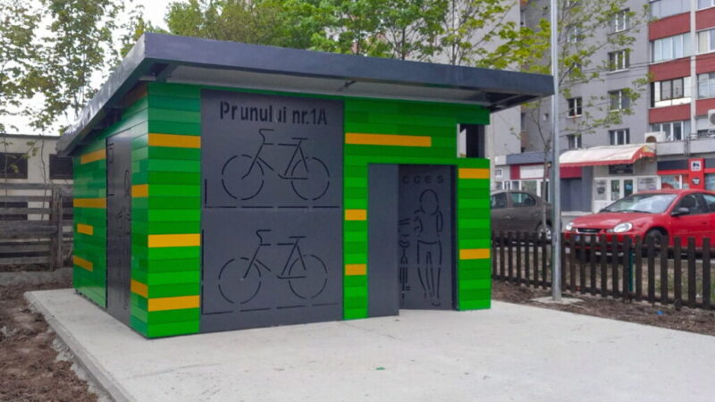 Primăria Brașov va construi noi garaje pentru biciclete în cartiere, cu un buget de peste 820.000 de lei