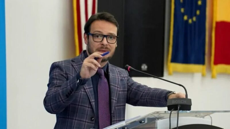 Victor Alistar condamnă vehement întrevederea Bolojan–președinta CCR: ‘O discuție secretă între patru ochi’