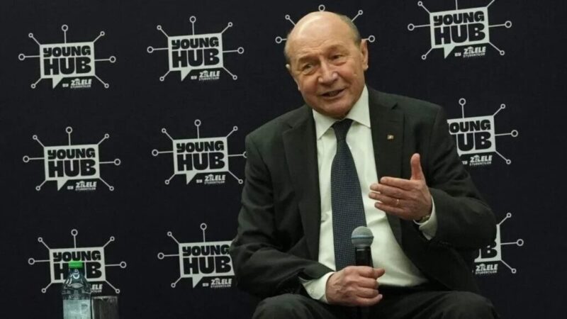 Băsescu: Premier independent, soluția crizei politice