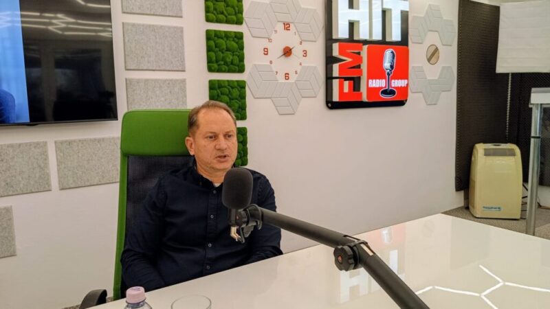 Claudiu Makkai, la Radio Hit FM Alba: „AUR Alba se cațără pe valul național”. Ce spune despre sondaje și alegerile din 2028