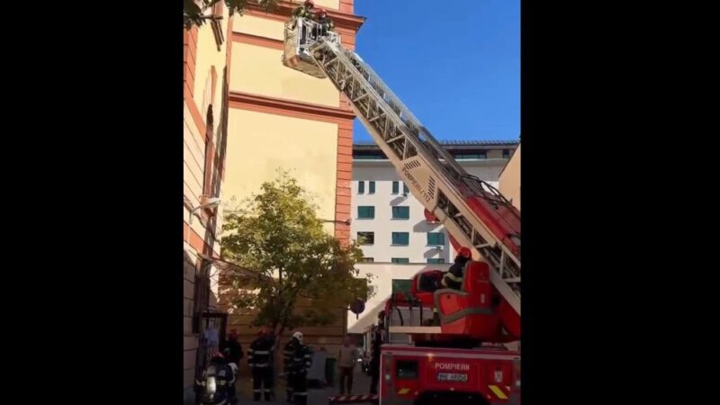 Exercițiu ISU Brașov: Cutremur și incendiu simulat