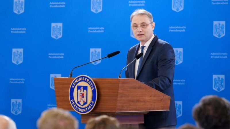 Luca Niculescu: Prioritatea este formarea unei majorități